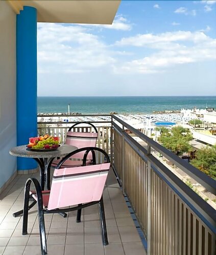 Hotel Lina, Забронировать Отель Мизано-Адриатико Побережье Римини