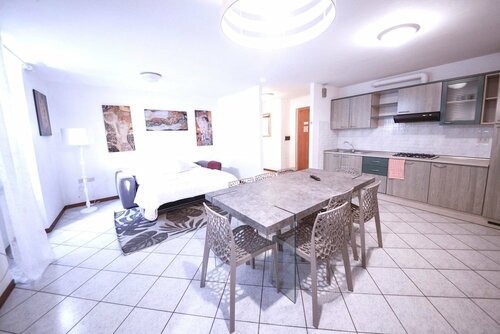 1Dest - Best Location, Забронировать Отель Отели Alto Garda e Ledro с парковкой, Парковка