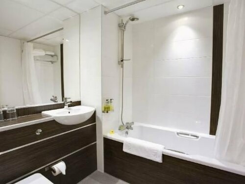 The Gullivers Hotel, Забронировать Отель Уоррингтон Чешир, рядом с Warrington Hospital