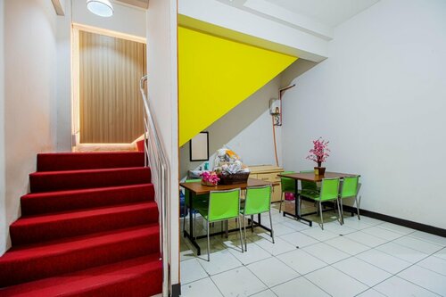 Griya Stadion, Reserva ahora Hotel Semarang Java Central