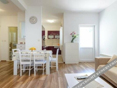 Apartments Romano, Забронировать Апартаменты/квартира Отели Региона Дубровника с парковкой, Парковка
