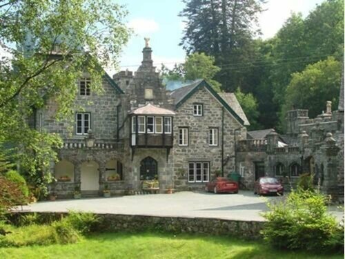 Plas Dolmelynllyn Country Hotel, Book Hotel Hoteller i Glamorgan med parkering, Parkering
