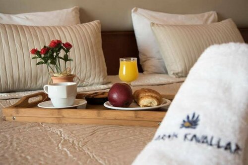 Acharnis Kavallari Hotel Suites, Забронировать Отель Отели Афин с парковкой, Парковка