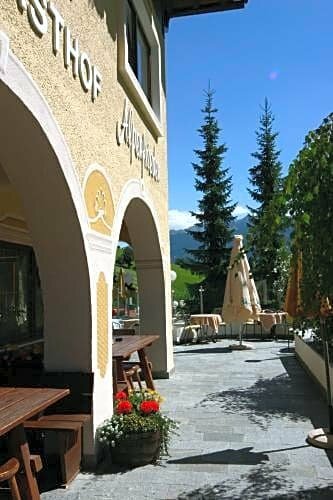 Hotel Alpenfrieden, Забронировать Отель Отели Рио-Бьянко с бассейном, Бассейн
