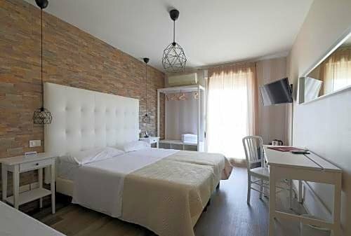 Hotel Blue Marine, Забронировать Отель Линьяно-Саббьядоро Линьяно-Саббьядоро, рядом с Порт Линьяно-Саббьядоро