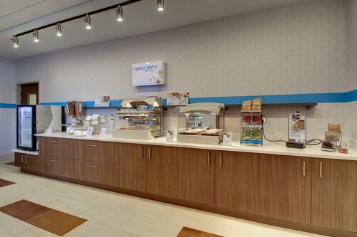 Holiday Inn Express & Suites Galesburg by IHG, Book Hotel Galesburg Illinois