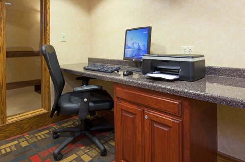 Holiday Inn Express Sheboygan-Kohler / I-43 by IHG, Забронировать Отель Шебойган Висконсин