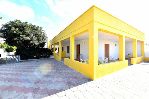 Villetta Via Stromboli 2, Book Hotel Taviano hoteller med parkering, Parkering