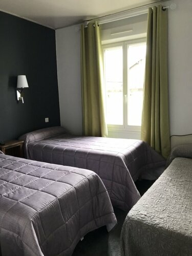 Hôtel Océan, Забронировать Отель Лурд Hautes-Pyrénées, рядом с Приходская церковь Сакре-Кёр