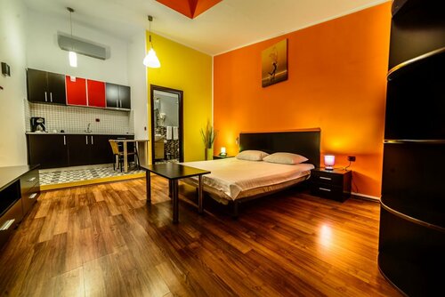 Vila Sia, Book Hotel Sector 3 