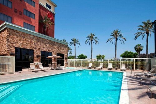 Sheraton Garden Grove - Anaheim South Hotel, Забронировать Отель Отели Лос-Анджелеса с бассейном, Бассейн