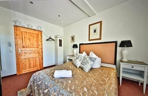 Schlosshotel Elgersburg, Забронировать Отель Отели Тюрингенского леса с парковкой, Парковка