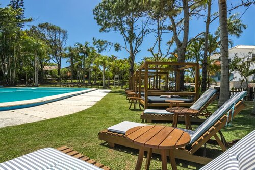 Pousada Cabanas da Praia Mole, Забронировать Отель Lagoa da Conceicao Флорианополис, рядом с Пляж Моле
