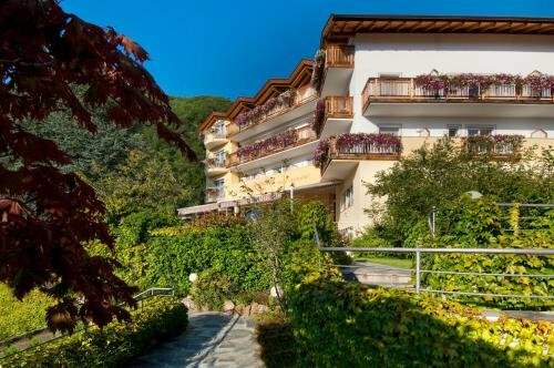 Hotel Rotwand, Забронировать Отель Отели Bolzano and surroundings с парковкой, Парковка