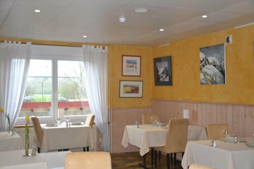 Logis Hôtel du Pont, Reserva ahora Hotel Pontarlier 