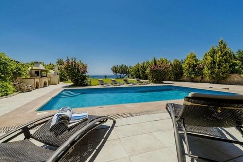 Villa Aqua Di Mare, Забронировать Вилла Коттеджи Геннади, Коттедж