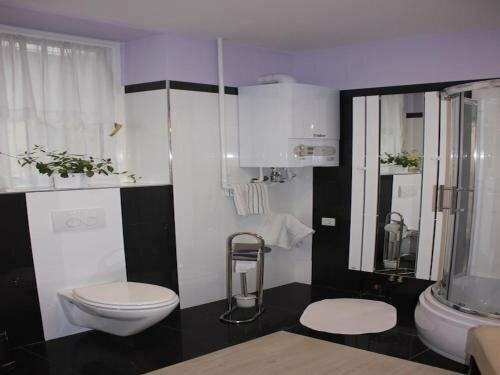 Apartments ABA Zagreb, Buchen Sie Ferienwohnung Donji Grad Zagreb, in der Nähe von Importanne Galleria
