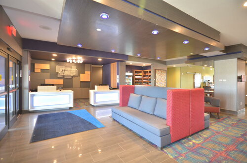 Holiday Inn Express & Suites Oklahoma City Mid - Arpt Area, Забронировать Отель Оклахома-Сити Оклахома, рядом с 240 Plaza Shopping Center