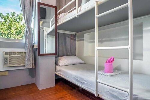 TR3ATS Guest House Cebu - Hostel, Rezerwuj Hostel Cebu City Cebu