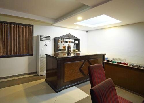 OYO 4754 Hotel Center Point, Book Hotel Rudrapur West Bengal