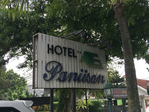 Paniisan Hotel, Prenota Hotel Hotel a Bandung con parcheggio, vicino a Barli Museum, Parcheggio