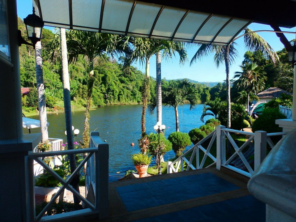 The Serenity Golf Hotel