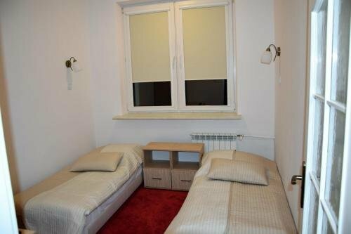Centrum Konferencyjne IBIB PAN, Réserver Hôtel Ochota Varsovie