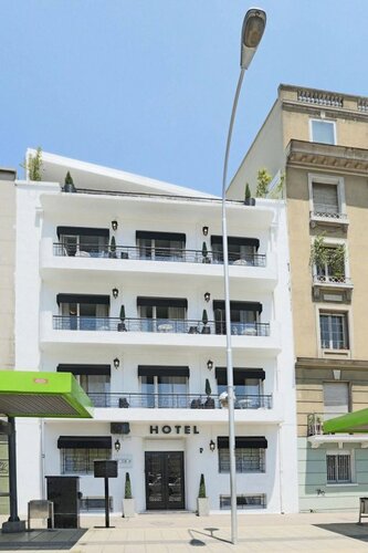 Tremo Patio Bellavista, Забронировать Отель Отели Сантьяго с бассейном, рядом с Ла Часкона, Бассейн