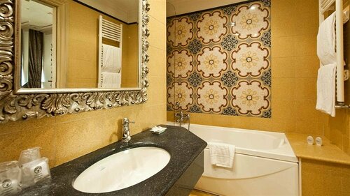 Hotel Aventino, Prenota Hotel Aventino Roma, vicino a Cimitero Acattolico