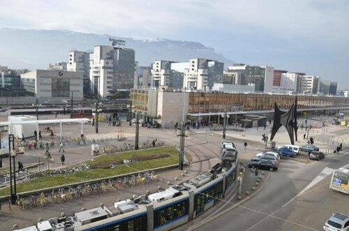 Campanile Grenoble Centre Gare, Забронировать Отель Гренобль Grenoble Area