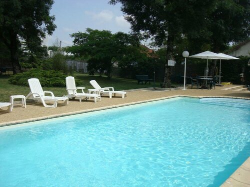 Le Relais Des Gourmands, จอง โรงแรม Gramat Lot