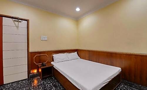 Hotel Heera, Забронировать Отель Калькутта East Zone