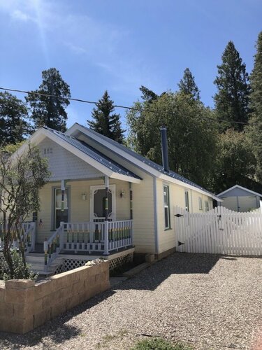 Lilac Cottage