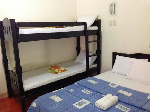 Sierra Traveller’s Inn Holy Spirit, Забронировать Отель Отели Тагайтай с завтраком, Завтраки