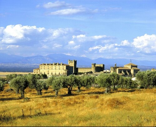 Parador De Oropesa, Забронировать Отель Отели Оропеса с бассейном, Бассейн