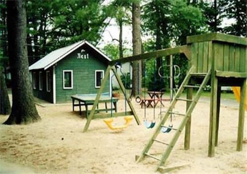 The Elms Waterfront Cottages, Забронировать Отель Озеро Лузерн Adirondack Mountains