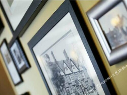 Broom Hall Inn, Book Hotel  