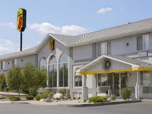 Super 8 by Wyndham West Branch, Book Hotel West Branch Michigan