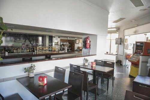 Hostal DP El Pilar, Prenota Ostello Monesterio 