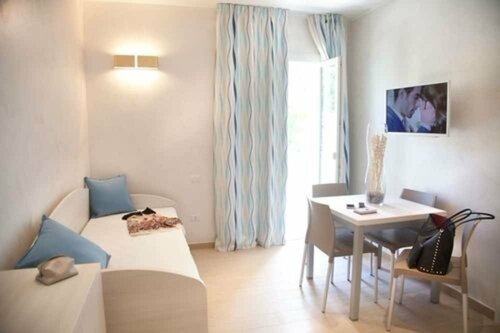 Marina Beach Suite Hotel, Забронировать Отель Визерба Римини