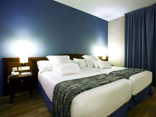 Pol & Grace Hotel, Забронировать Отель Сериа – Сен-Жервази Барселона, рядом с Валькарка