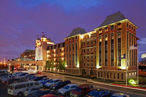 Crowne Plaza Louisville Airport Expo Ctr by IHG, Забронировать Отель Луисвилл Louisville Metropolitan Area
