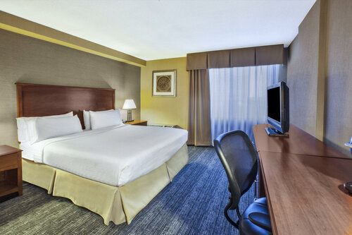 Holiday Inn National Airport/Crystal City by IHG, Забронировать Отель Отели Арлингтон 3 звезды, 3*