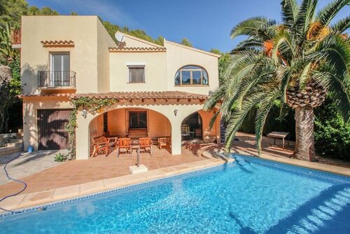 Sola - pretty holiday property with garden and private pool in Benissa, Забронировать Отель Отели Бениса с парковкой, Парковка