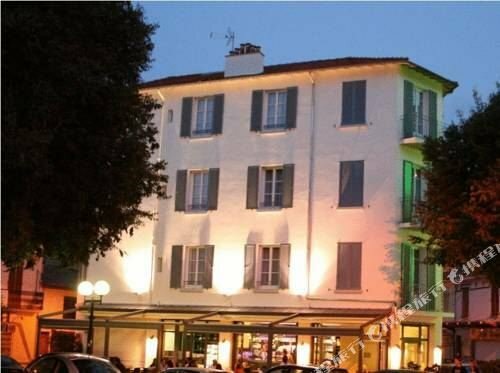 La Place Boutique Hotel, Забронировать Отель Антиб Приморские Альпы