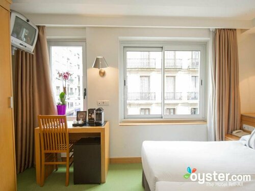 Hotel Zaragoza Plaza, Забронировать Отель Сан-Себастьян Costa Guipúzcoa