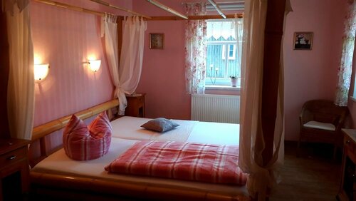 Antikhotel Steinbacher Hof, Забронировать Отель Отели и гостиницы Штайнбах-ам-Вальд, Отель