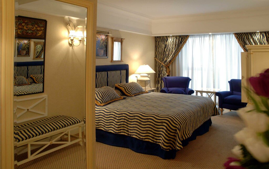 Luxury Junior Suite Plus Dubai