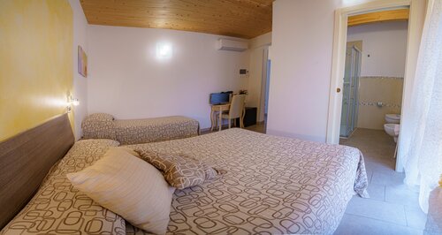 Albergo La Lampara, Забронировать Отель Отели Чечина с завтраком, Завтраки