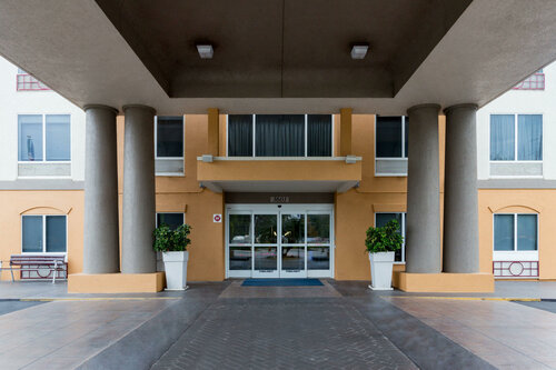 Holiday Inn Express & Suites Tavares by IHG, Book Hotel Tavares Florida